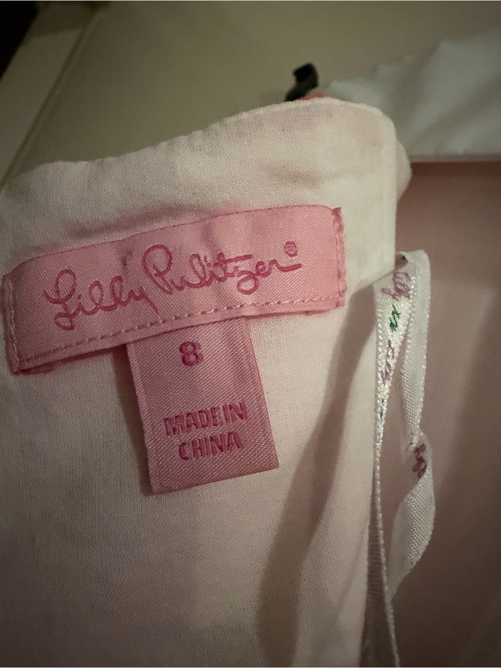 Lilly Pulitzer Pink Logo Tag on Light Pink Fabric - Picture 5 of 5